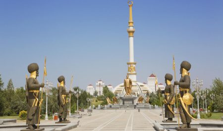Turkmenistán coches blancos